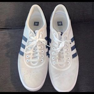 Adidas Lucas premier size 10